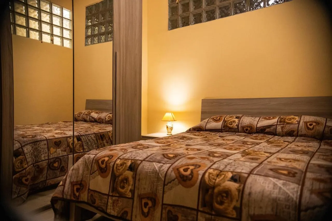 Apartamento Casa Vacanza Dinastia Borbone - Centro Storico Nápoles Italia